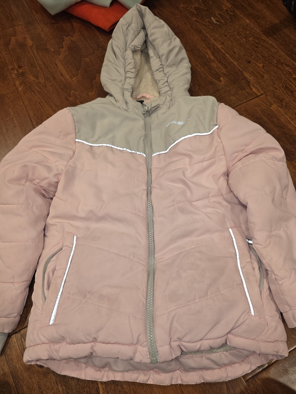 Eddie Bauer Girls Pink and Gray Hooded Puffer Jacket Medium (7/8)
